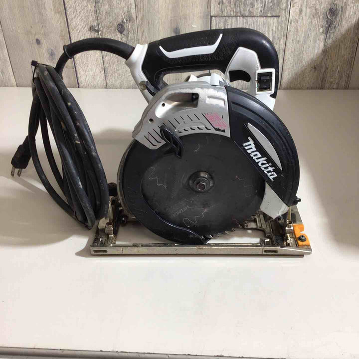 ☆マキタ(makita) 電子マルノコ 5732CW ※コード補修有、本体割れ有【戸田店】