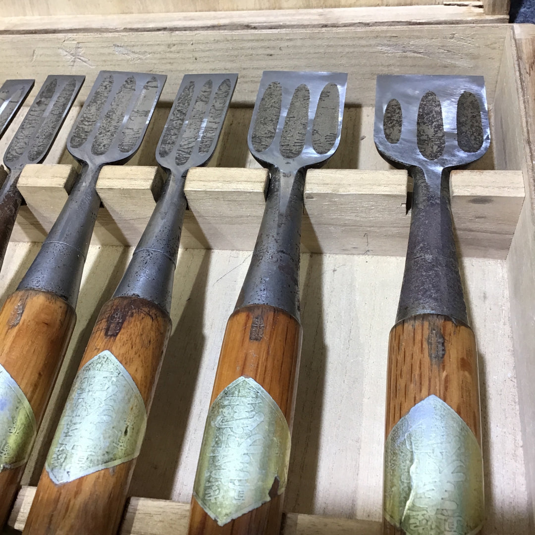 【中古】寿宝 10本 組鑿 鑿(のみ)・鉋・大工道具 他【桶川店】