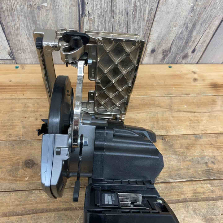 マキタ(makita) コードレスマルノコ HS005GZB 【東大和店】