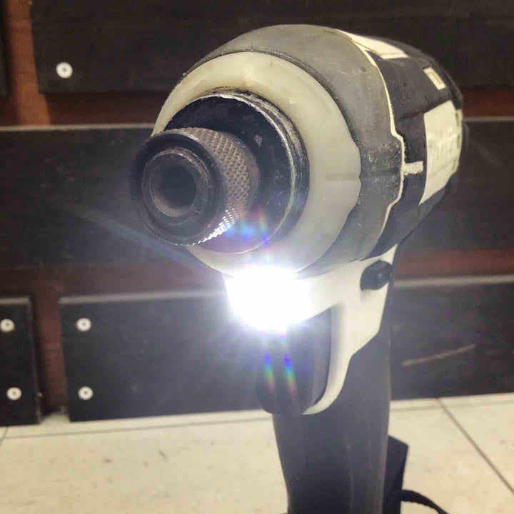 【現状品】 マキタ/makita インパクトドライバ 型式不明 【鴻巣店】