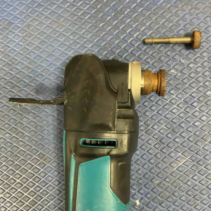 ★マキタ(makita) コードレスマルチツール TM51DZ【草加店】