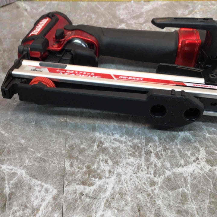 【中古品 美品】★マキタ makita 高圧エアタッカ AT425HE 本体のみ ケース無し【八潮店】