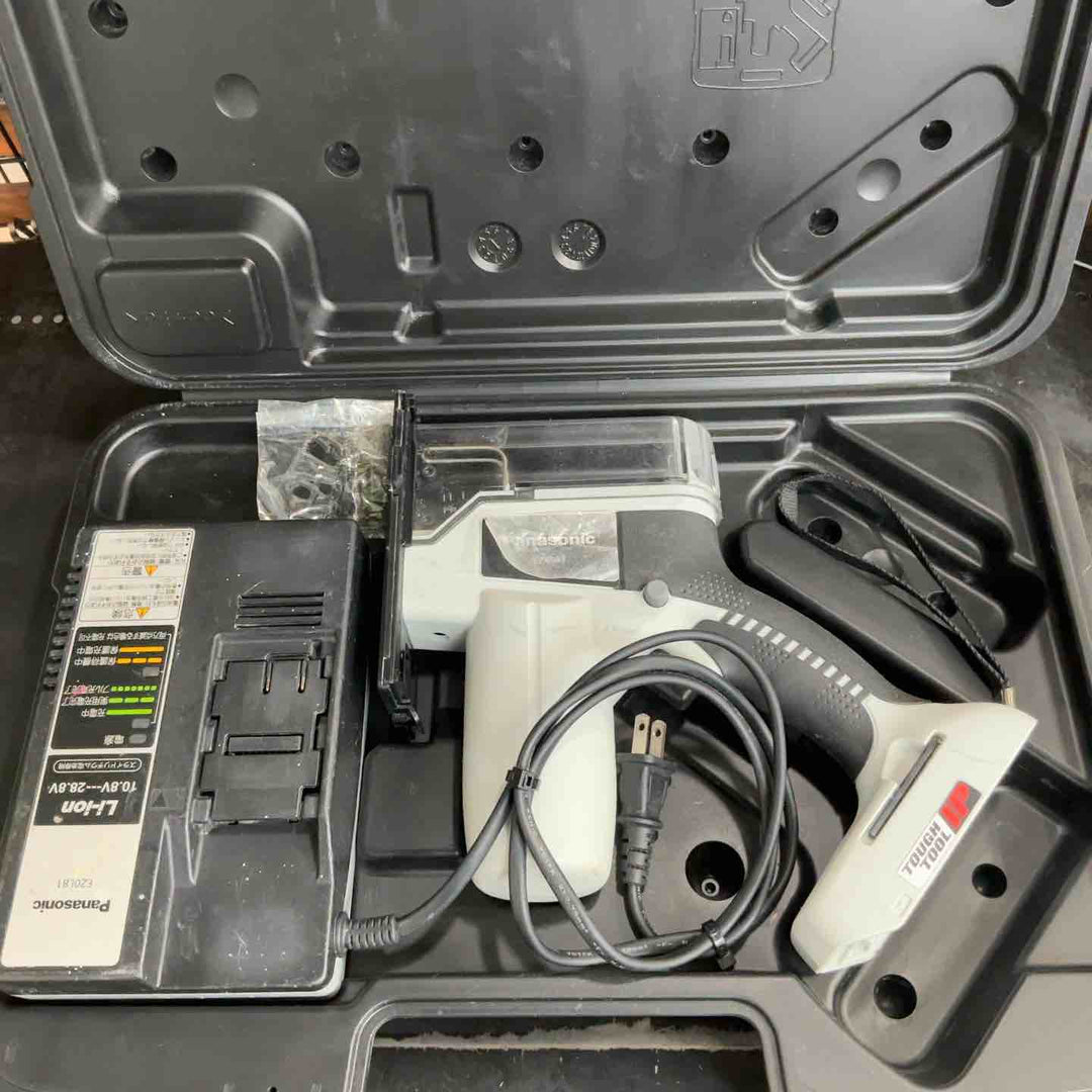 ◇パナソニック(Panasonic) コードレス角穴カッター EZ4543X-B【草加店】