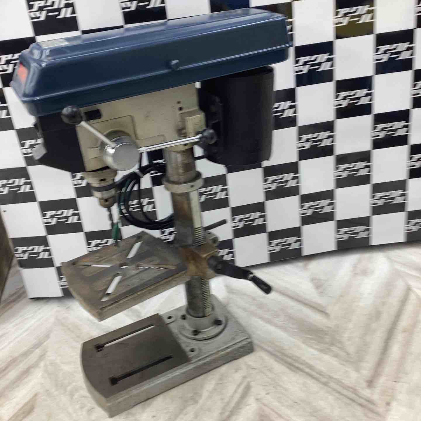 店頭受取限定】◇リョービ(RYOBI) 卓上ボール盤 TB-2131 4091141【越谷 