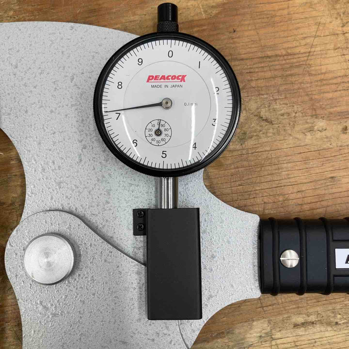 ▼peacock ダイヤルキャリパゲージ LA-3 目 量:0.1mm、測定範囲:0~80mm、測定深さ:400mm 未校正【柏店】
