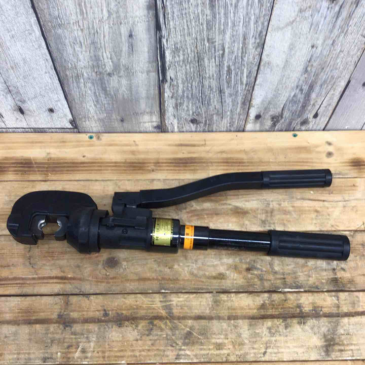 泉精器(IZUMI)  手動油圧式圧着圧縮工具 15号B 【東大和店】