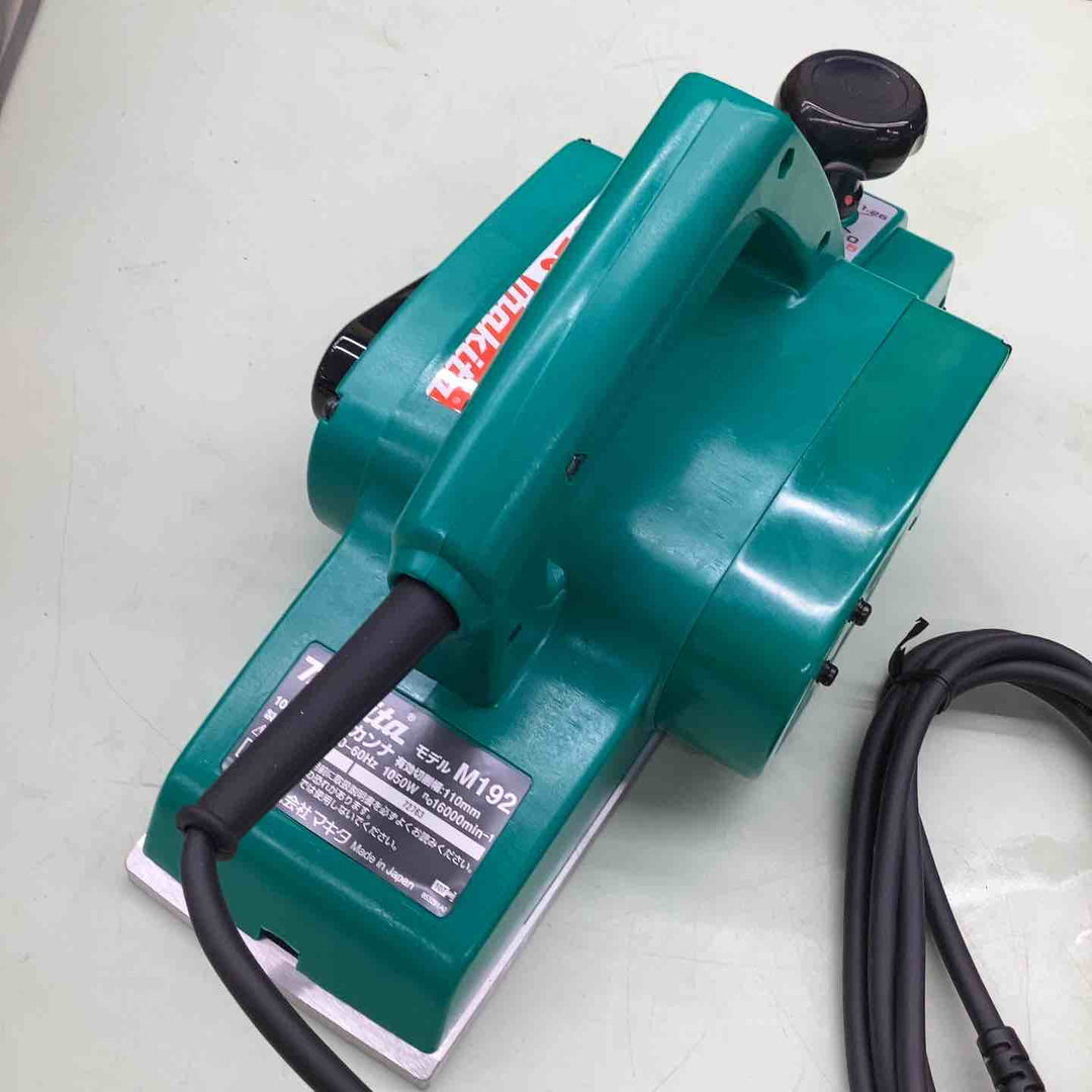 ◇マキタ(makita) 電気カンナ M192 100v 研磨不要 替刃式 小型 面取り作業 【越谷店】
