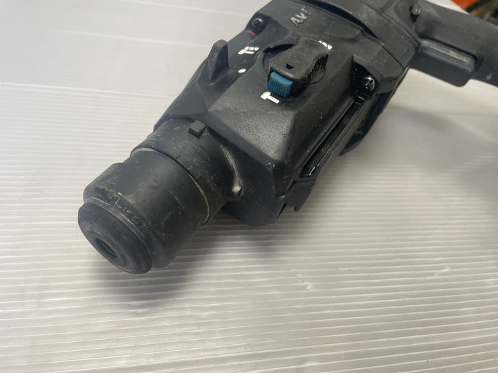★マキタ(makita) コードレスハンマドリル HR182DZKB【草加店】