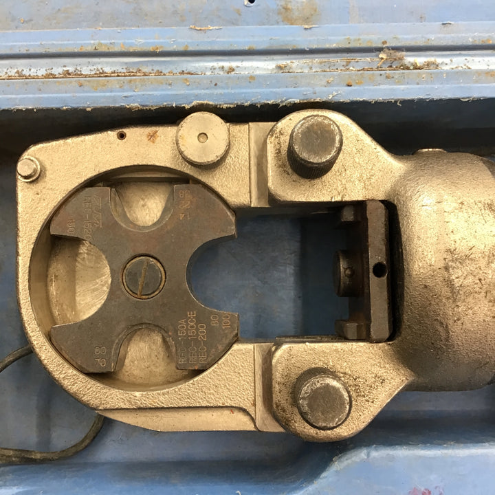 泉精機	充電式圧着工具(本体+充電器+コマ) バッテリ無し REC-1520FMH?型番不明【桶川店】