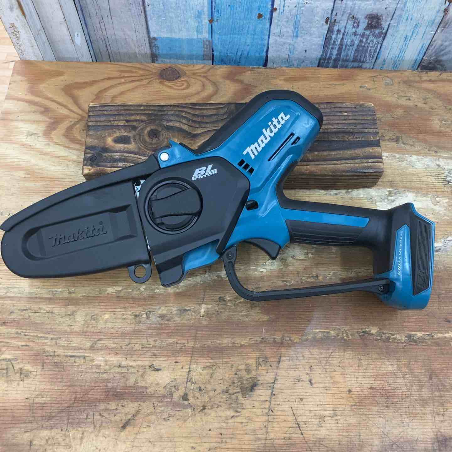 中古品】☆マキタ(makita) コードレスハンディソー MUC101DZ 18V 本体 