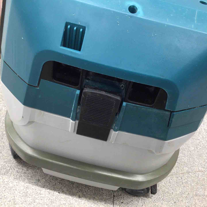 ★マキタ(makita) 集じん機 乾式 VC0830【八潮店】