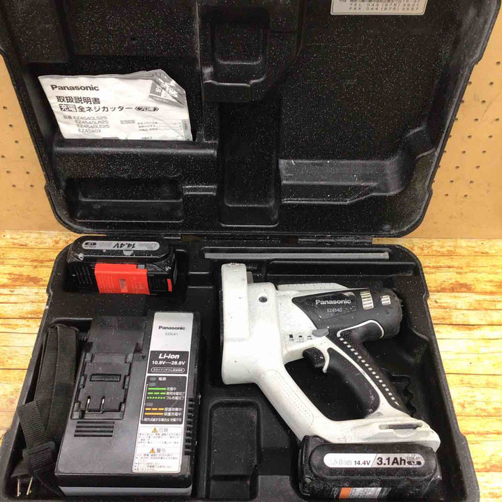 パナソニック(Panasonic) コードレス全ネジカッター14.4V EZ4540LS2S-B【川崎店】