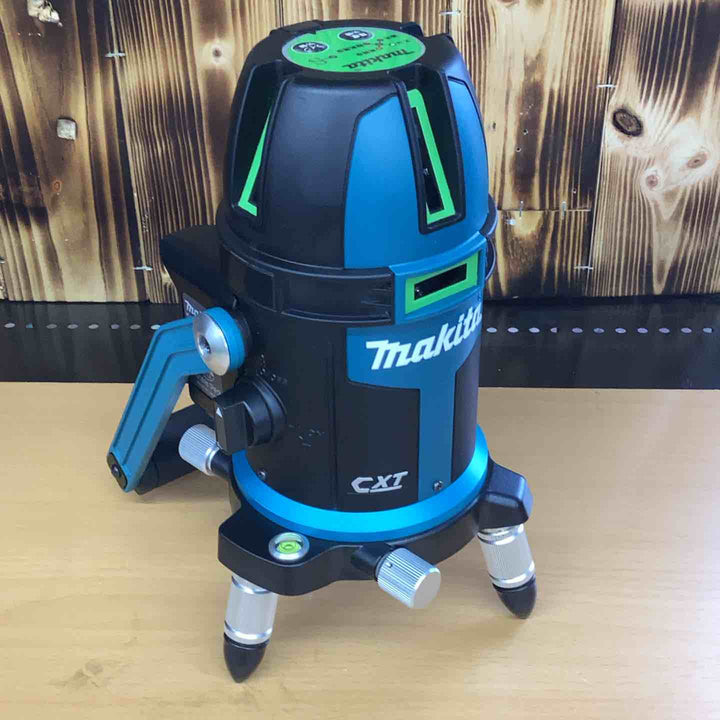 マキタ(makita)  コードレスグリーンレーザー墨出し器 SK312GDZN 本体のみ 矩・横・両縦  (SK312GDN) 10.8V 受光器付 耐衝撃 グリーン 大矩 ろく 高輝度 防滴 防じん 見やすい ガイドライン【越谷店】