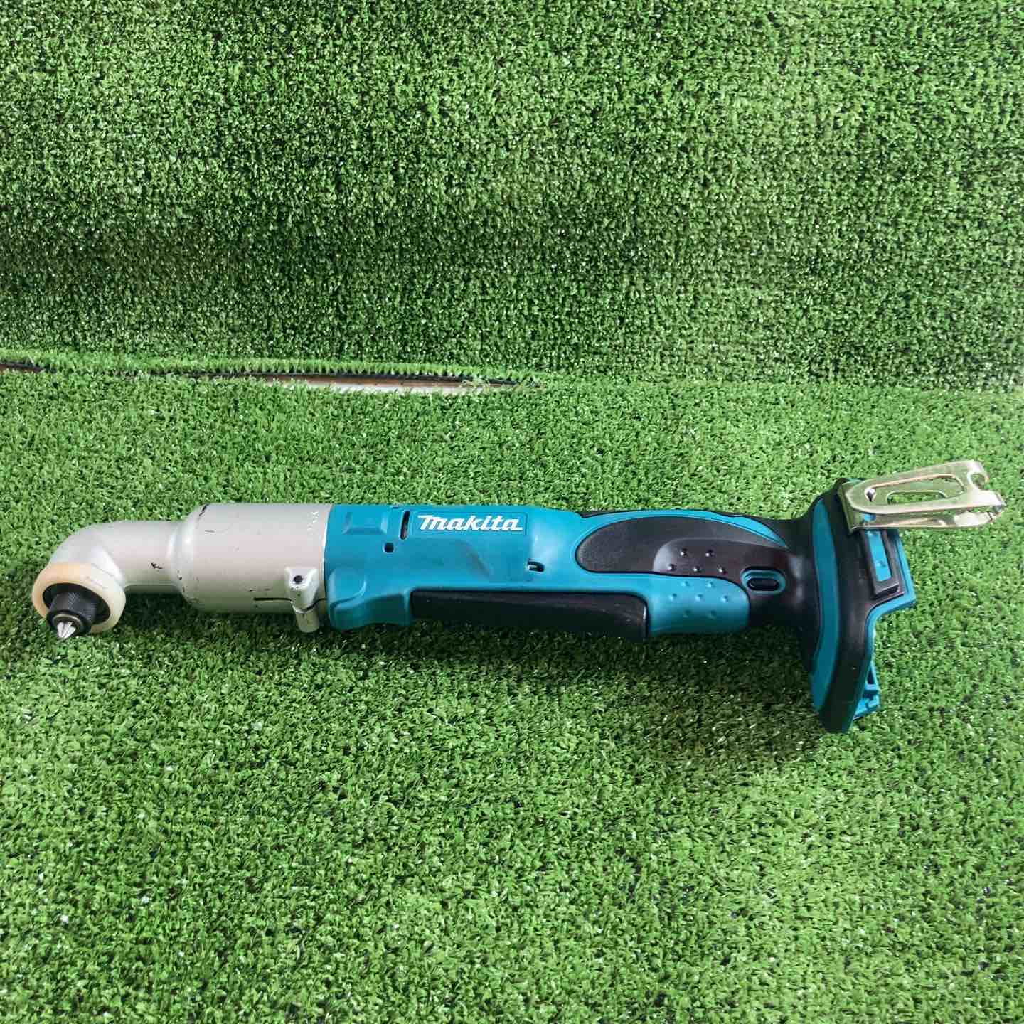 【未使用(店頭展示品)】★マキタ(makita) 充電式アングルインパクトドライバ 18V TL061DZ【東大和店】 マキタ 18V充電式アングルインパクト TL061DRG の通販