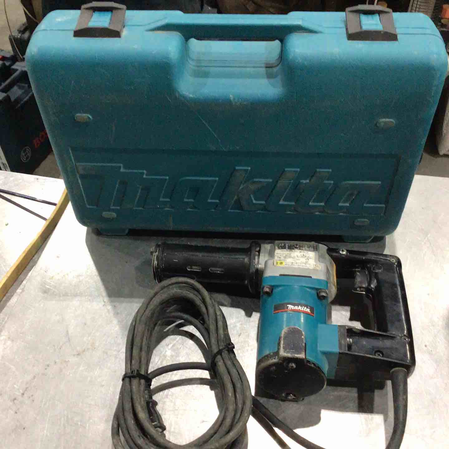 ☆マキタ(makita) 電動ケレン HK1810【川口店】 – アクトツール