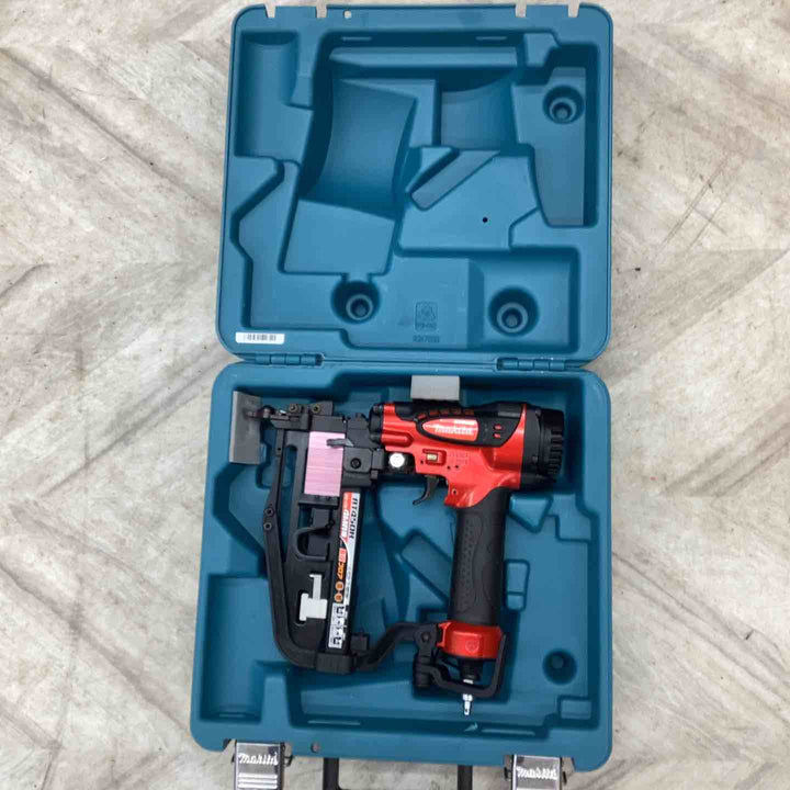 ◇マキタ(makita) 高圧フロアタッカ AT450H【越谷店】