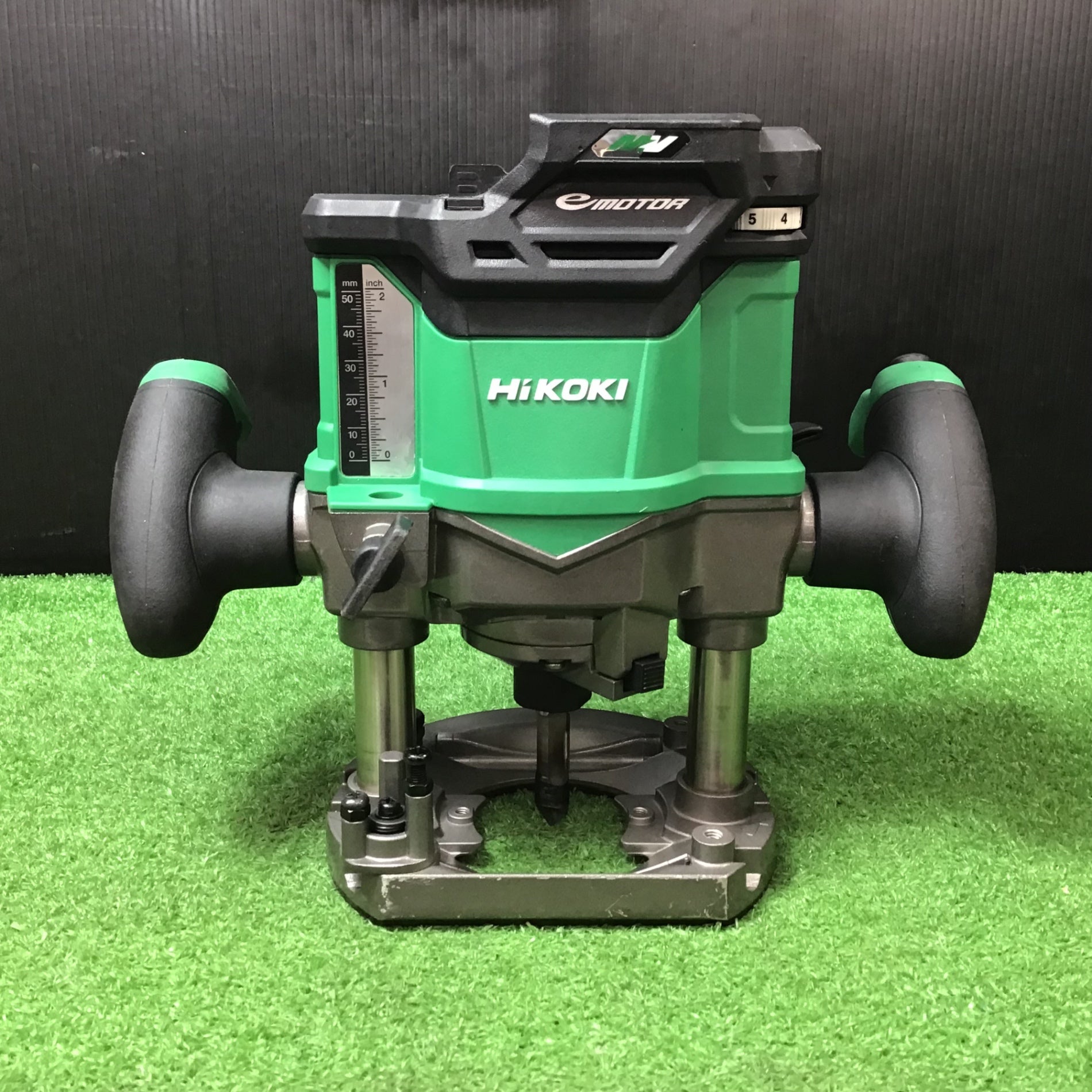 ★ハイコーキ(HIKOKI ※旧:日立工機) コードレスルーター M3612DA(NN)【岩槻店】 ☆ハイコーキ(HIKOKI ※旧:日立工機) コードレスルーター M3612DA(NN
