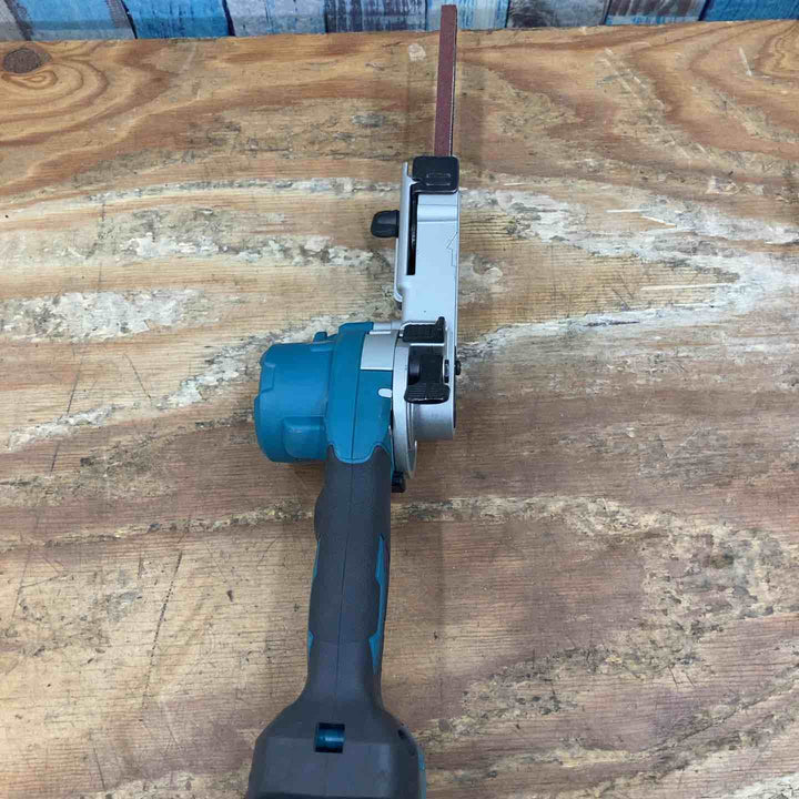 ★マキタ(makita) コードレスベルトサンダ BS180DZ【柏店】