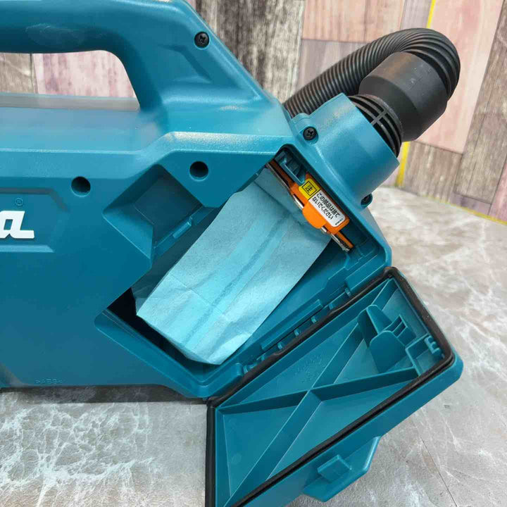 ☆マキタ(makita) コードレス掃除機(充電式クリーナー) CL121DZ【八潮店】