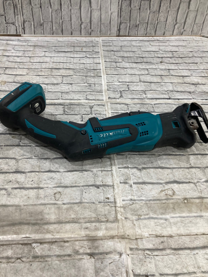 ★マキタ(makita) コードレスレシプロソー JR144DZ 最大切断能力 パイプ ø50mm 木材50mm【川口店】