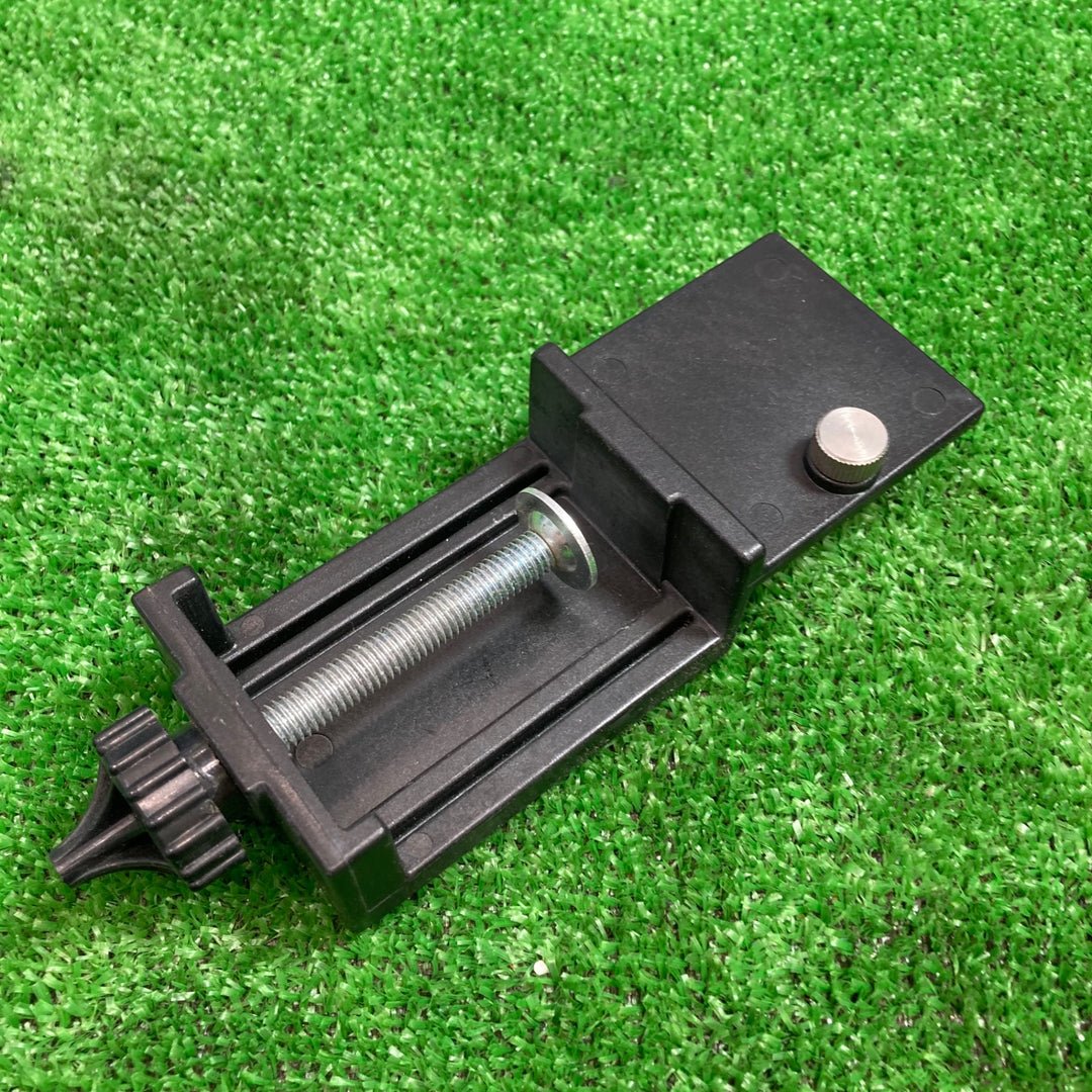 ▼メーカー不明 レーザー墨出し器【草加店】