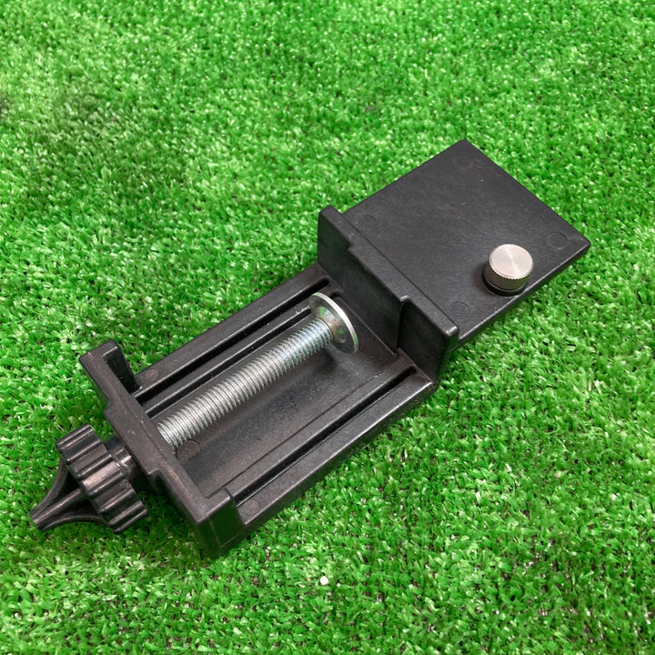 ▼メーカー不明 レーザー墨出し器【草加店】