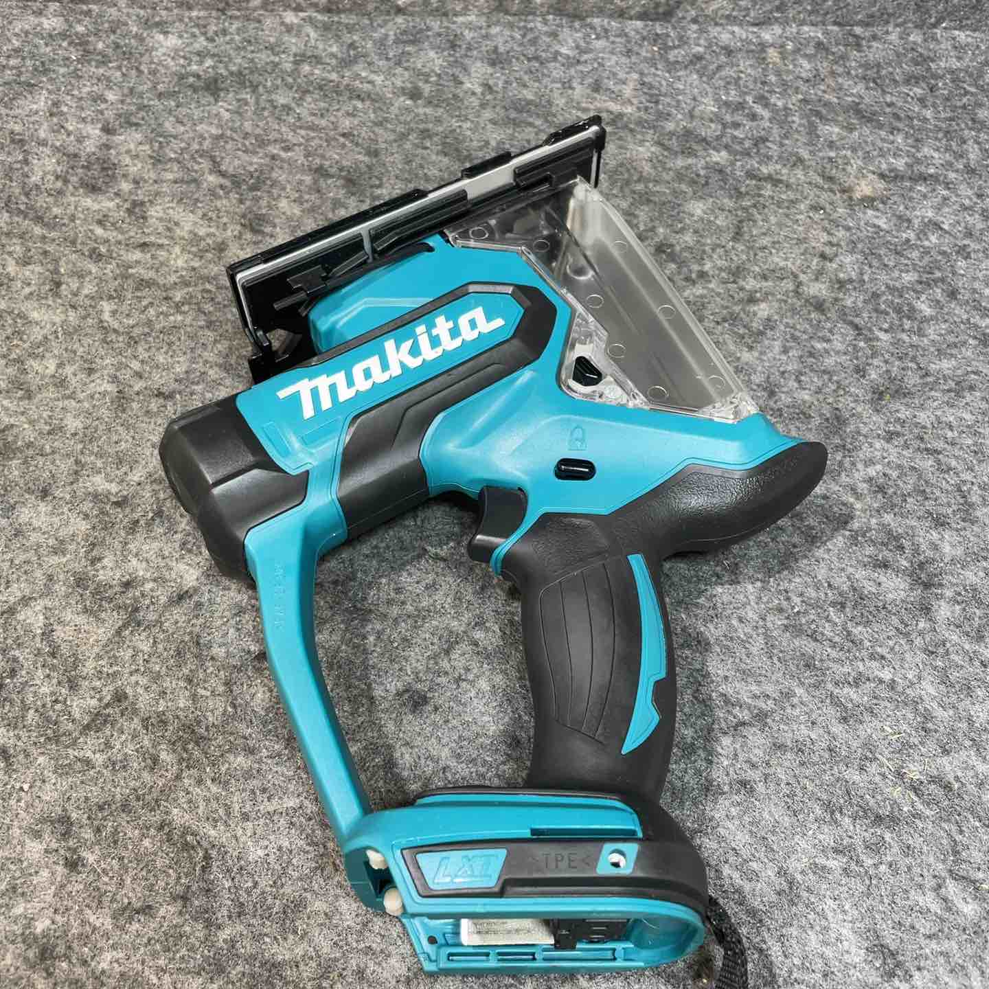 マキタ(makita) コードレスボードカッタ SD180DZ【桶川店】 マキタ(makita) コードレスボードカッタ SD180DZ【桶川店】 – アクト