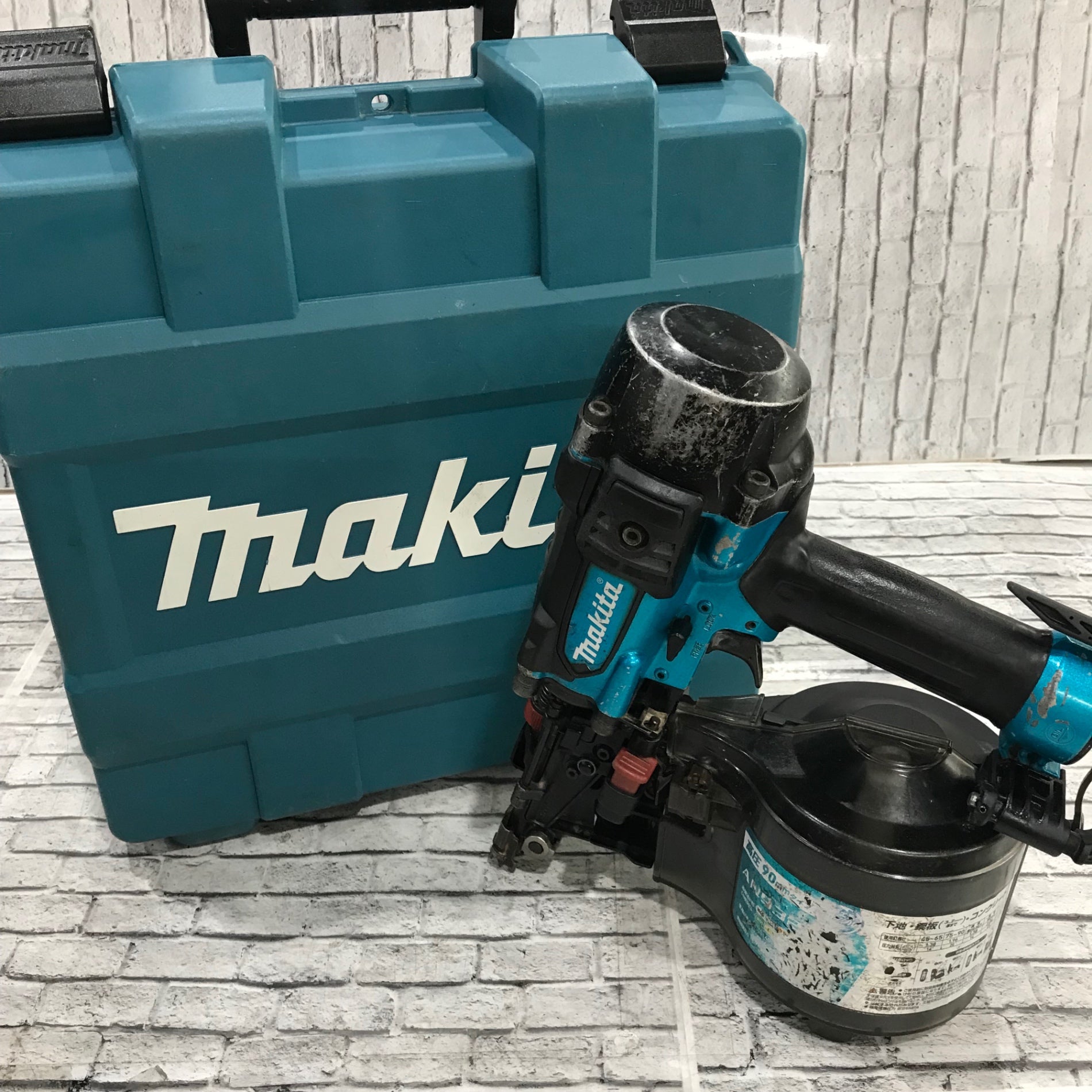 ☆マキタ(makita) 高圧エア釘打ち機 AN932H【川口店】 – アクトツール