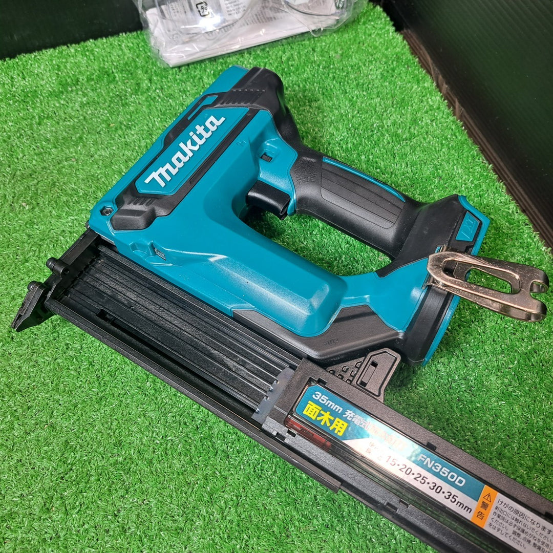 マキタ/makita 18V コードレスフィニッシュネイラ 面木用 FN350DRG 3.0Ahバッテリー2個セット 【岩槻店】