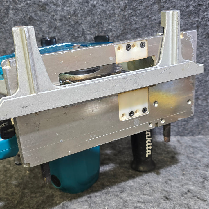 【中古品・カッタカバー新品!】マキタ(makita) 小型ミゾキリ 溝切  3005BA【桶川店】