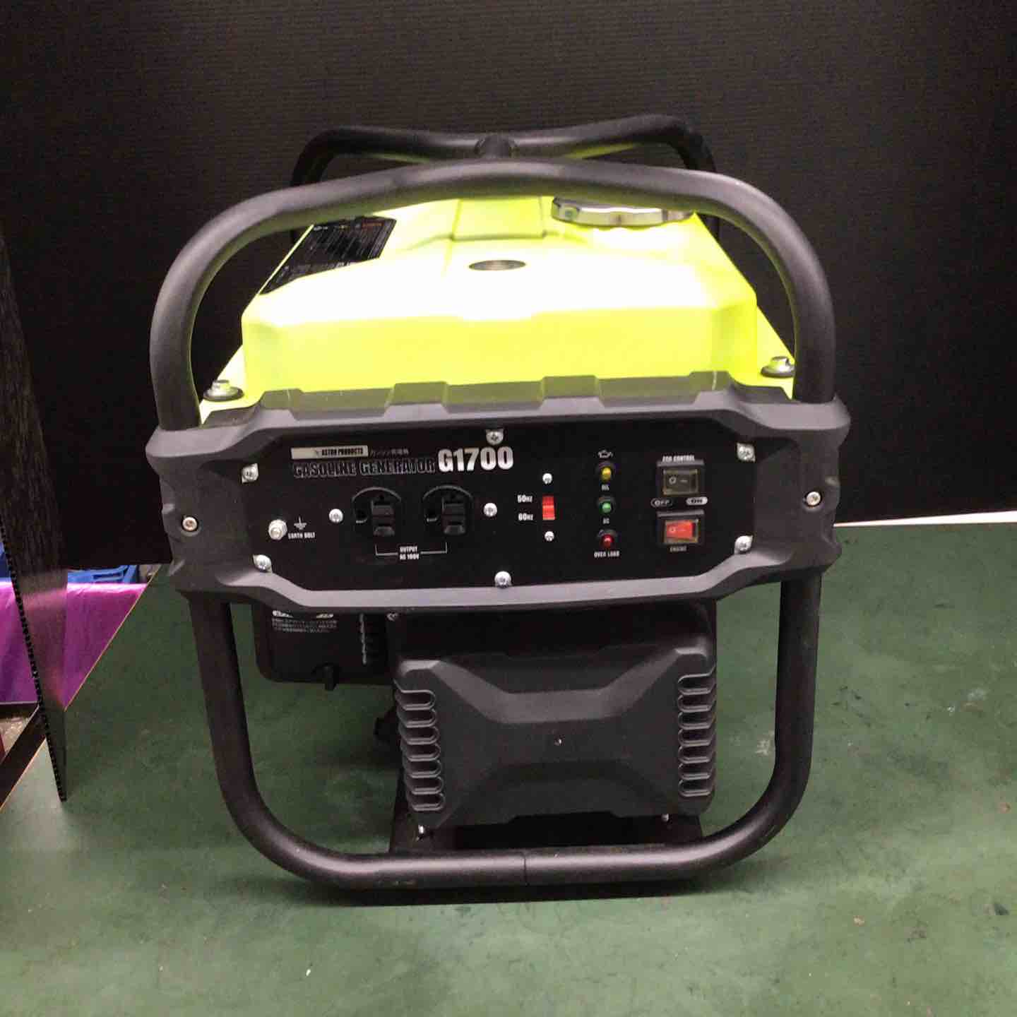 未使用品(店頭展示品)】アストロプロダクツ エンジン発電機