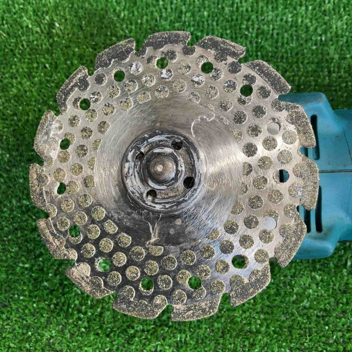 ☆マキタ(makita) 100mmコードレスディスクグラインダ GA404DZN (GA404DN)【草加店】