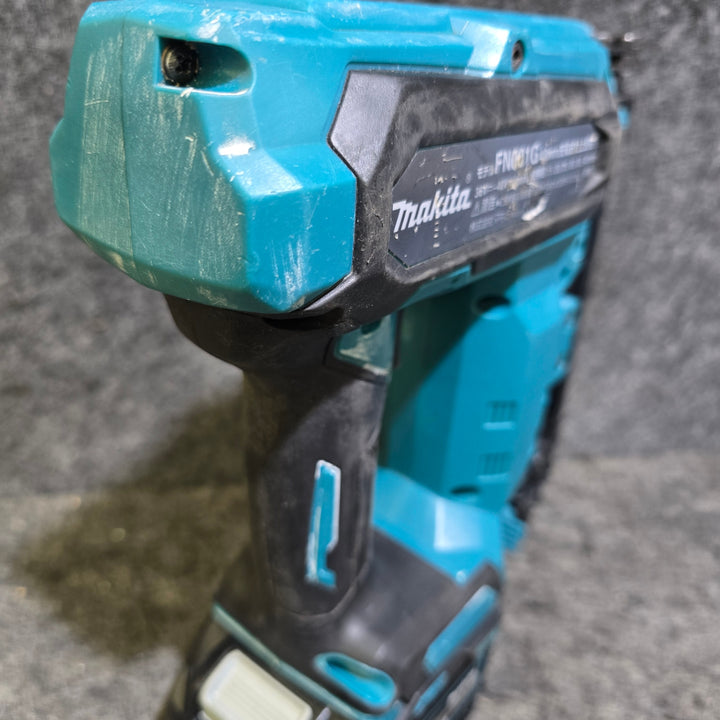 【中古品・40V 2.5Ahバッテリ付き!】マキタ(makita) コードレスフィニッシュネイラ FN001GZ【桶川店】