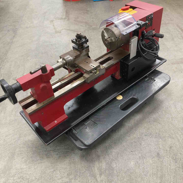 【店頭受取り限定】METAL WORKER 100V仕様小型旋盤 モデル:VARIABLE SPEED LATHE 【川崎店】