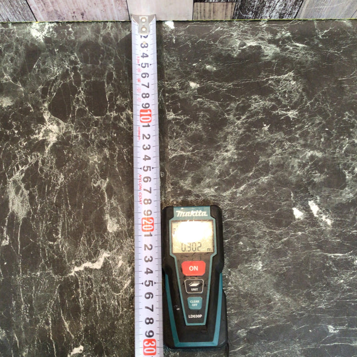 〇マキタ(makita) レーザー距離計 LD030P【八潮店】
