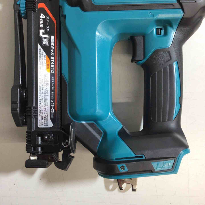★マキタ(makita) コードレスタッカー ST421DZK【戸田店】