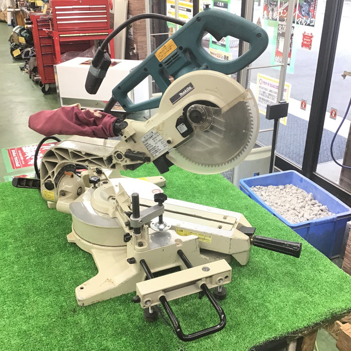 【店頭受取り限定】〇マキタ(makita) 卓上スライド丸ノコ LS0812【桶川店】