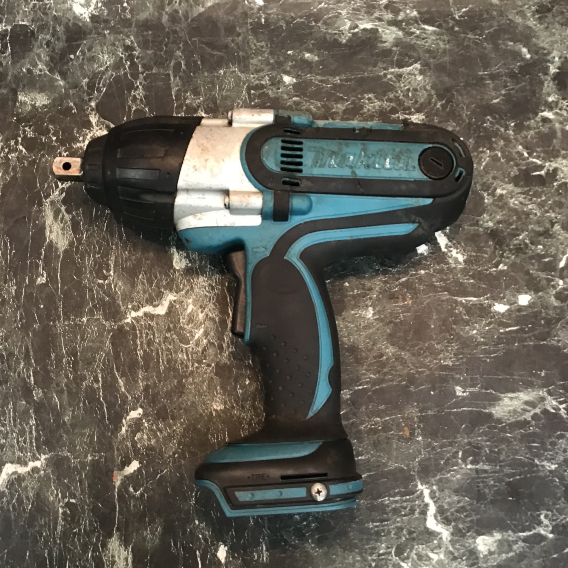 ☆マキタ(makita) コードレスインパクトレンチ TW450DZ【八潮店】 ☆マキタ(makita) コードレスインパクトレンチ TW450DZ【八潮店