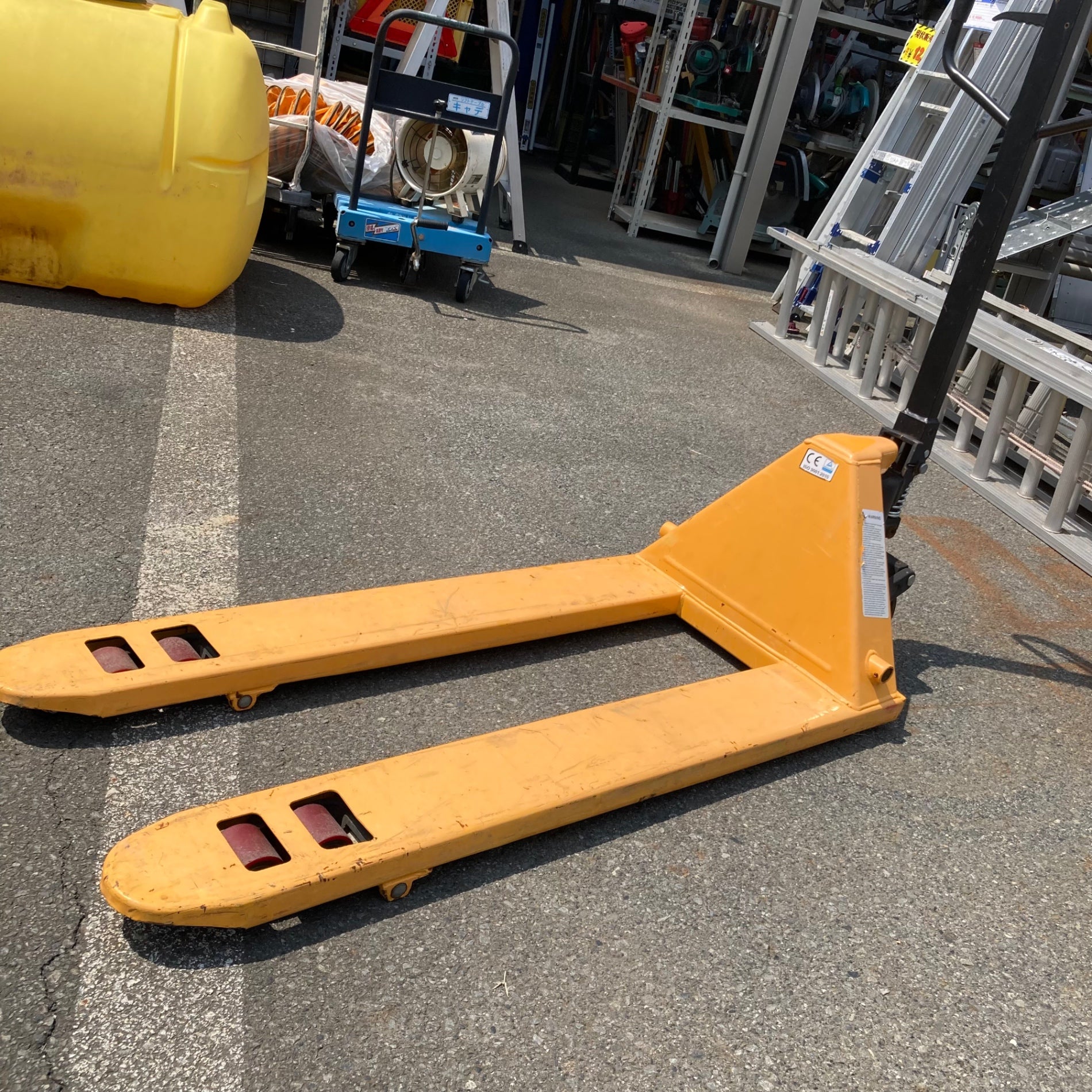 中古品/店頭受取り限定】logisticar ハンドリフト ハンドパレット 2.5t