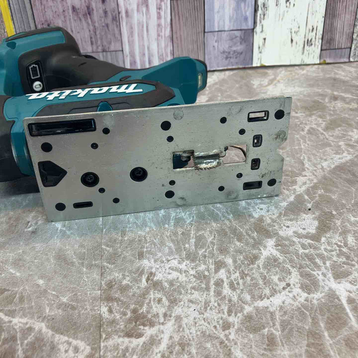 ★マキタ(makita) コードレスボードカッタ SD180DZ【八潮店】