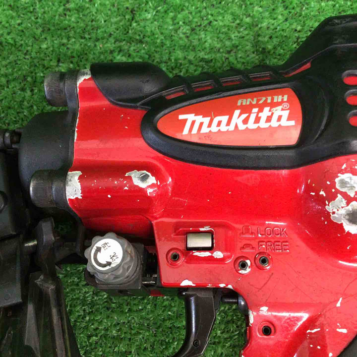 【現状品】 マキタ/makita 高圧エア釘打ち機 AN711H 【鴻巣店】