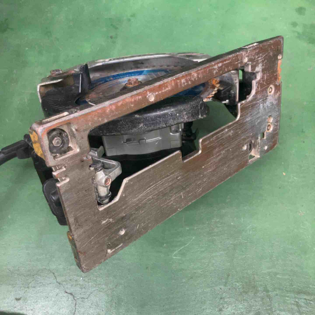 【現状品】 マキタ/makita 電子マルノコ・HS6303B 【桶川店】
