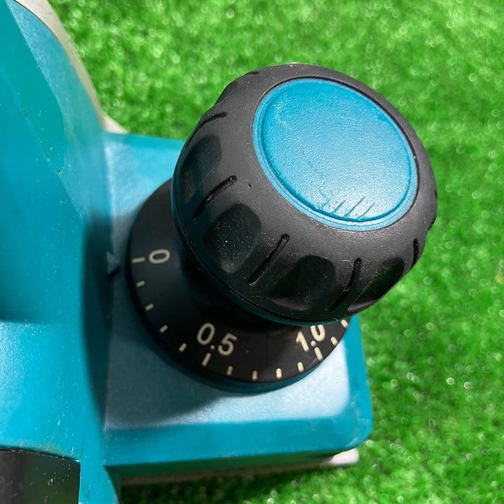 【現状品】◇マキタ(makita) 14.4Vコードレスカンナ KP140DZ【川口店】