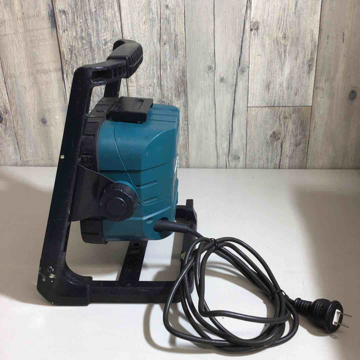 ★マキタ(makita) コードレスLEDスタンドライト ML805【戸田店】