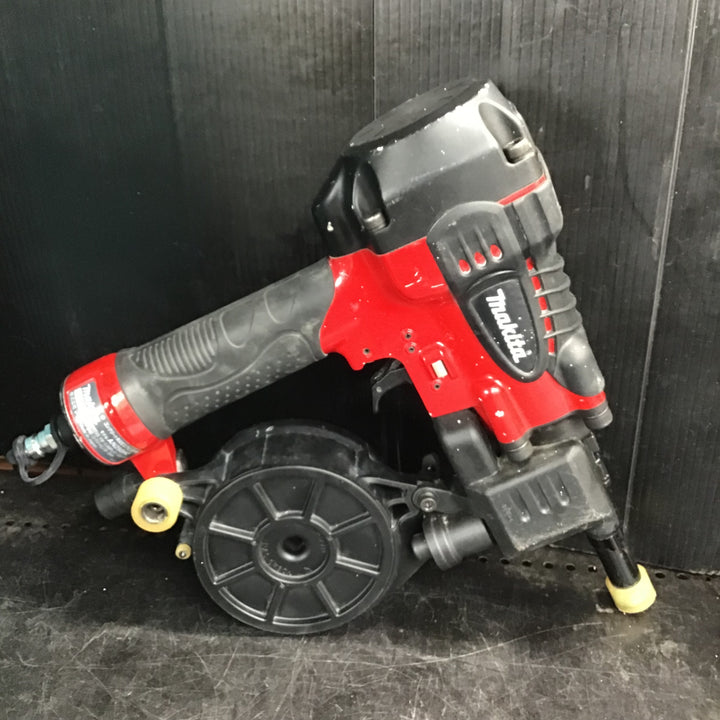 ★マキタ(makita) 高圧エア釘打ち機 AN250HC【草加店】