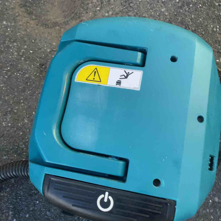 ★マキタ(makita) 集じん機 乾式 VC0830【町田店】