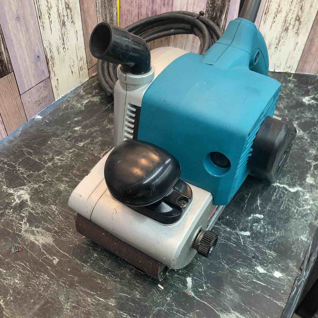 ◇マキタ(makita) ベルトサンダ 吸じん装置付 100mm 9403【八潮店】