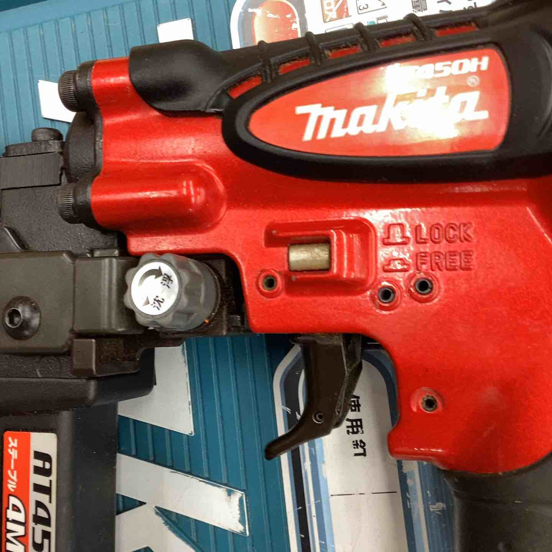◇マキタ(makita) 高圧フロアタッカ AT450H【越谷店】