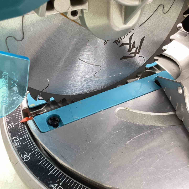 ★マキタ(makita) コードレス卓上マルノコ LS600DZ【越谷店】