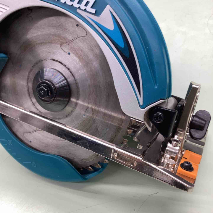 ★マキタ(makita) 電気マルノコ 5637BA【越谷店】